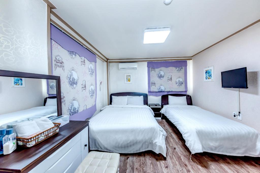 Tamragio Hotel 8/100