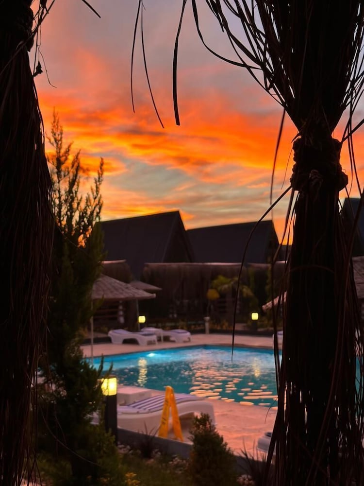 Kerpe Bungalov Hotel 38/50