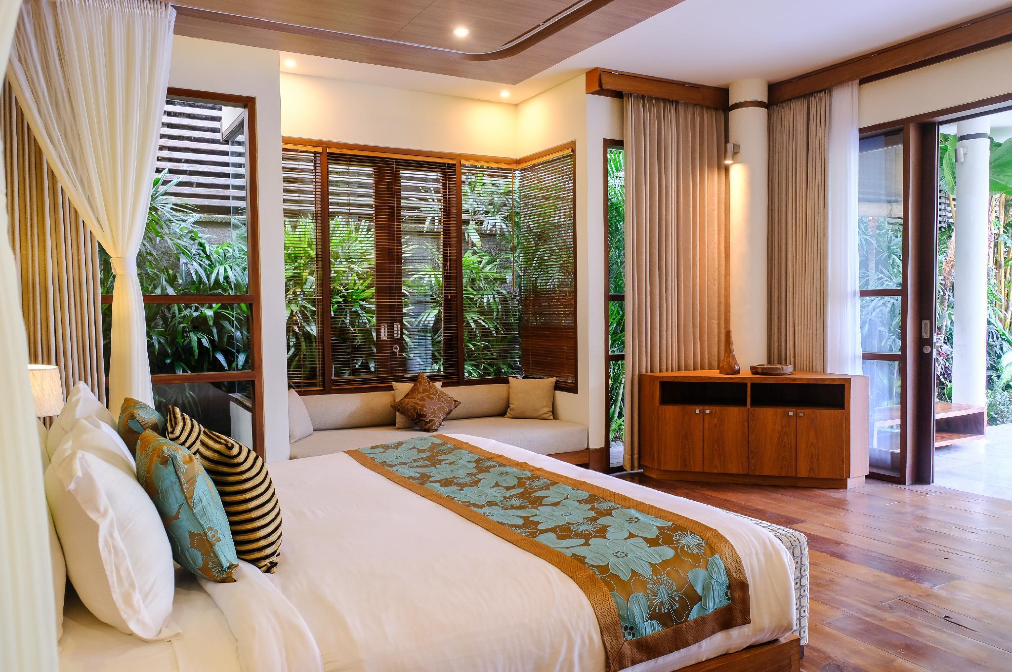 4 Bedrooms, Pool, Villa