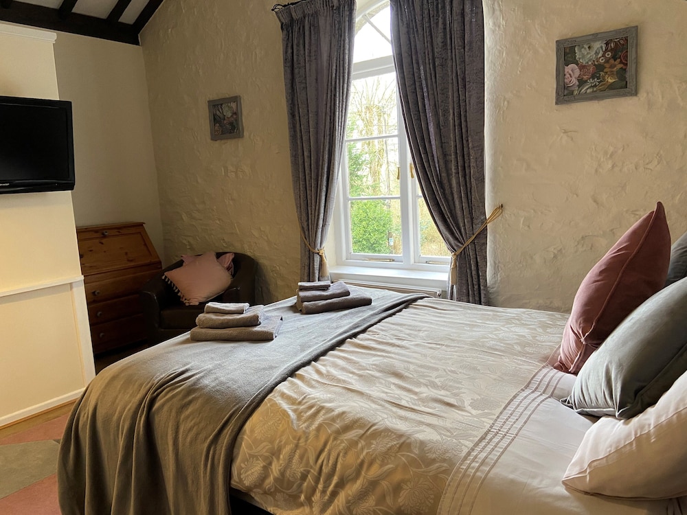 Woodleigh Coach House - Guest house 7/16