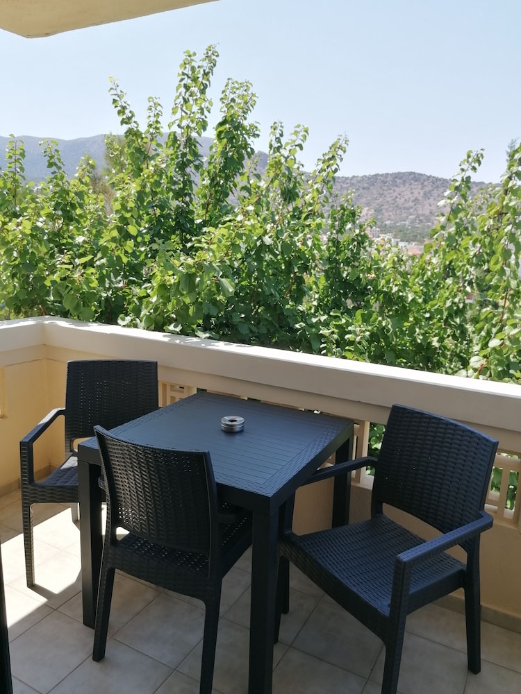 Villiana Holiday Apartments 30/50