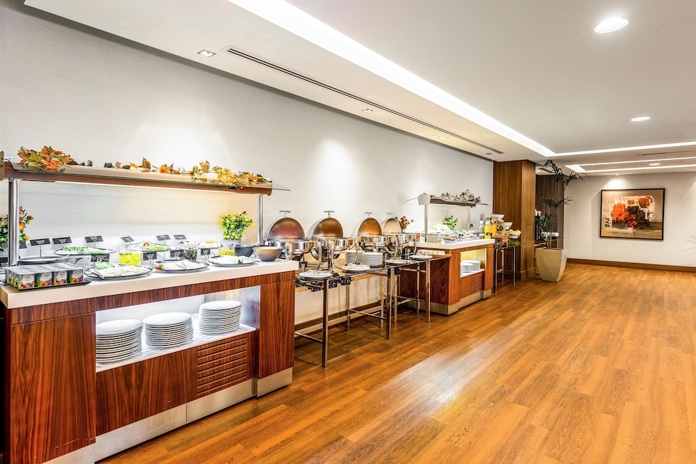 Radisson Residences Avrupa Tem Istanbul 58/66