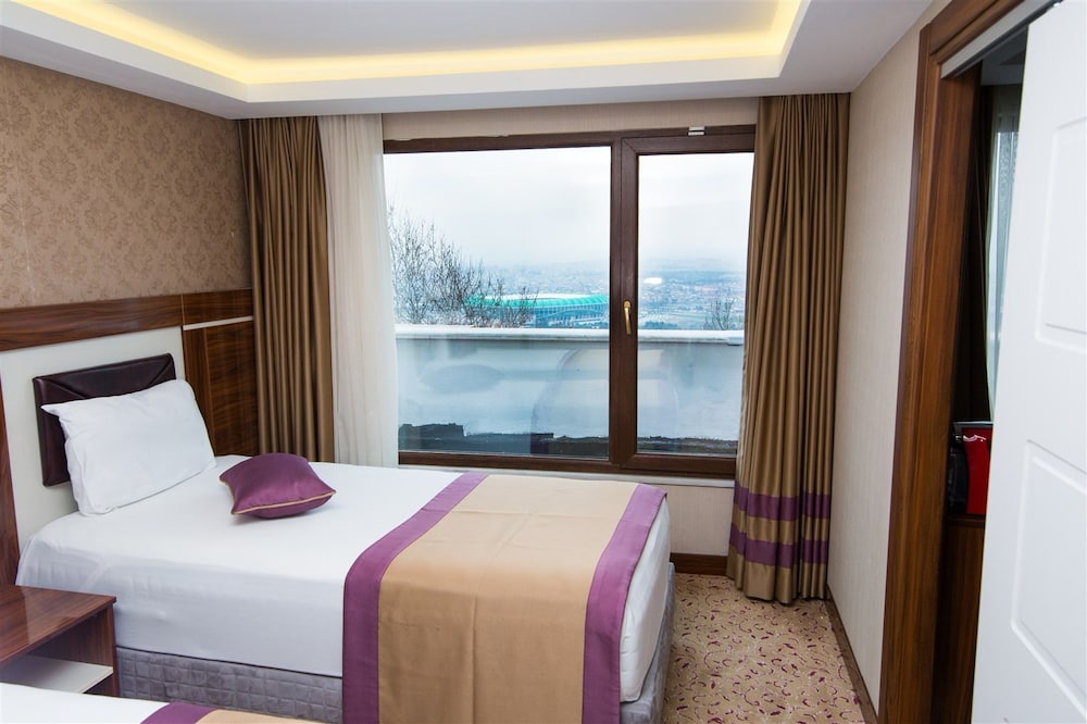 Huzur Thermal Hotel 6/50