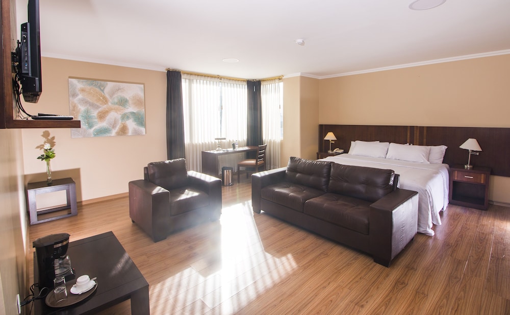 Fenix Hotel 17/66