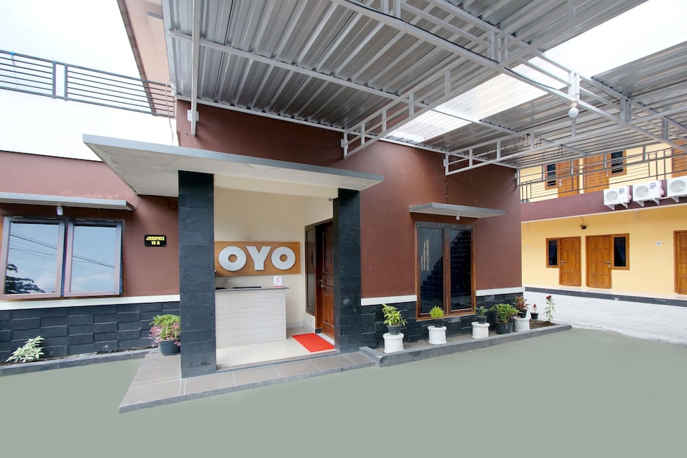 Hotel O near UGM formerly Bayang Brothers Guest House 6/55