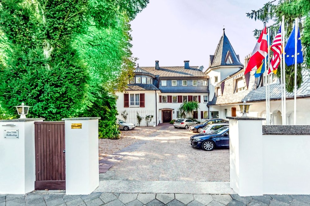 Hotel Villa Falkenberg 37/49