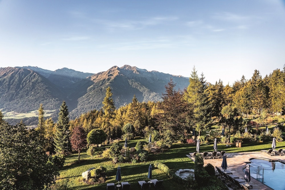 Interalpen-Hotel Tyrol 48/50