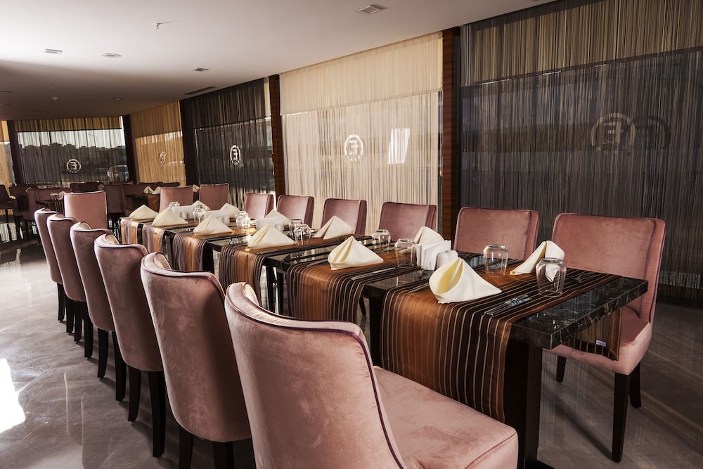 Majura Hotel 39/50