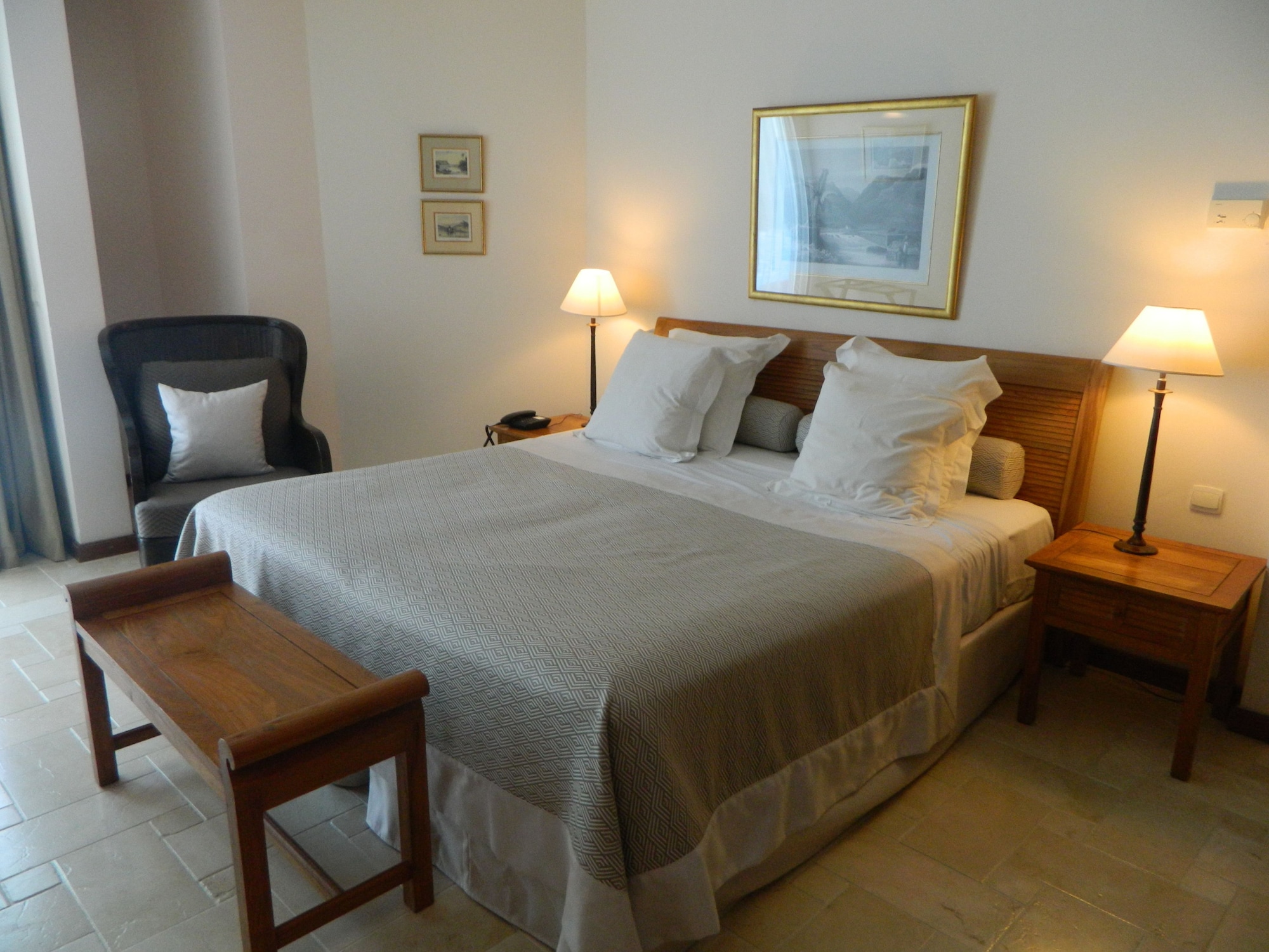 Deluxe, Double or Twin Bed, Pool Access