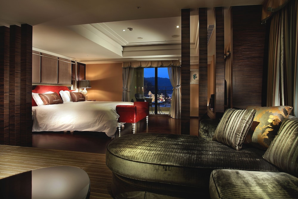 Sun Moon Lake Hotel 37/74