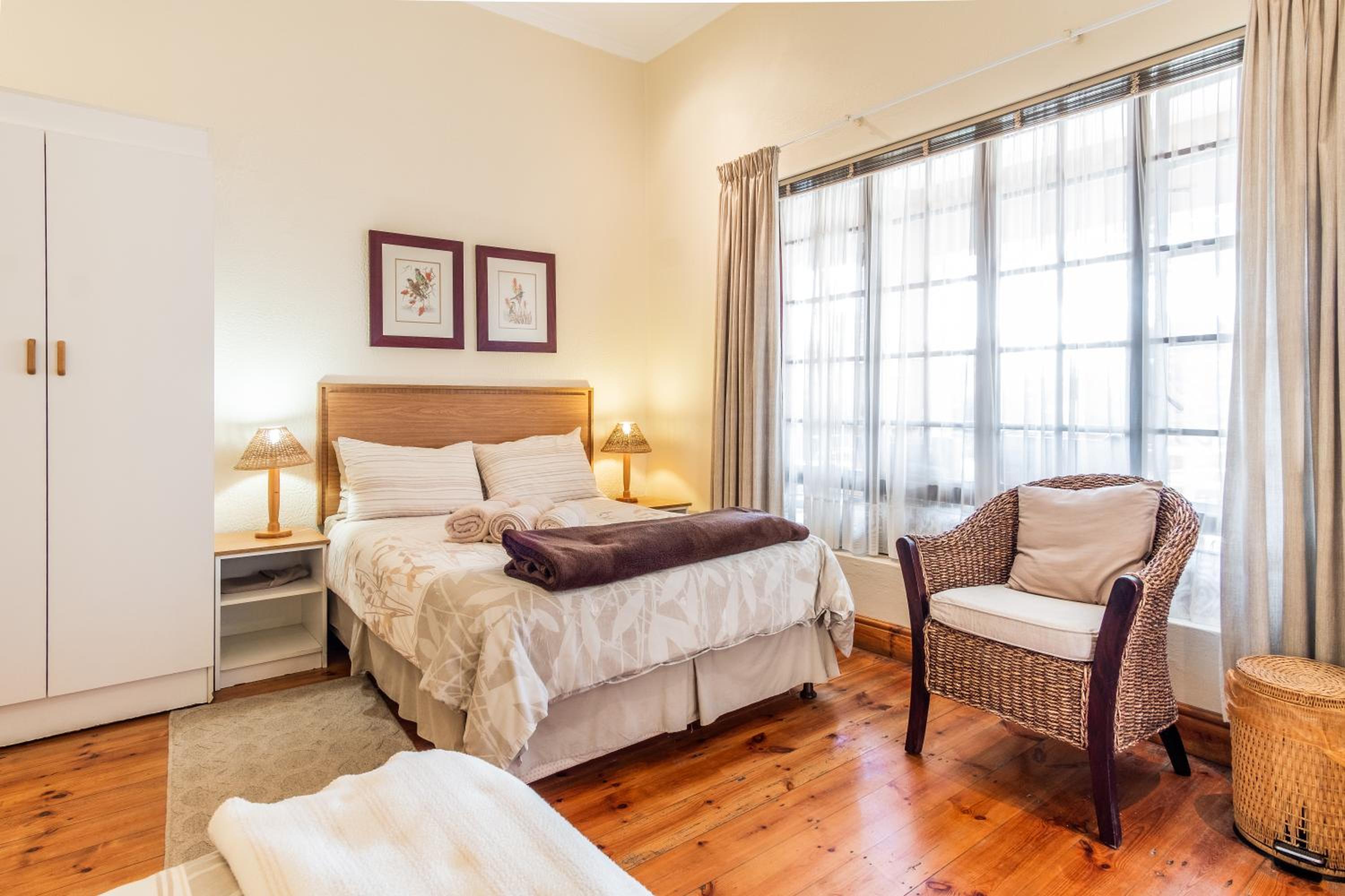 Treetops Guest House 9/24