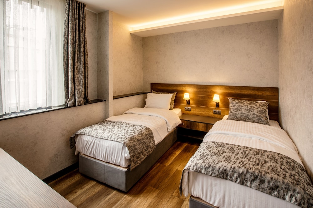 2 BEDROOMS, SUITE, SEA VIEW