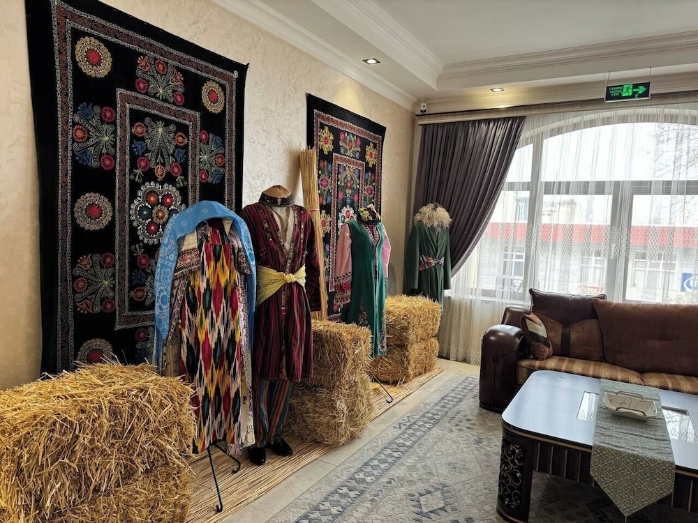 al Madina Hotel Samarkand 35/43