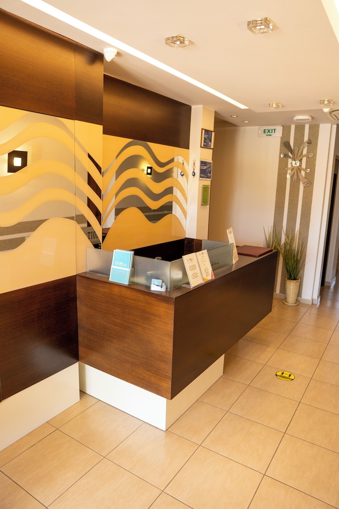 Epavlis Hotel 5/50