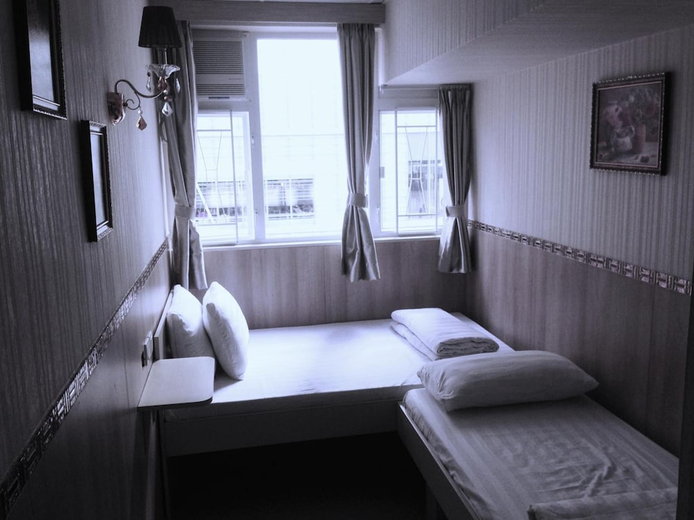 Uk Deluxe Hostel 11/39