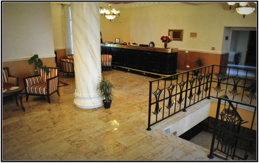 VIGO GRAND HOTEL 30/36