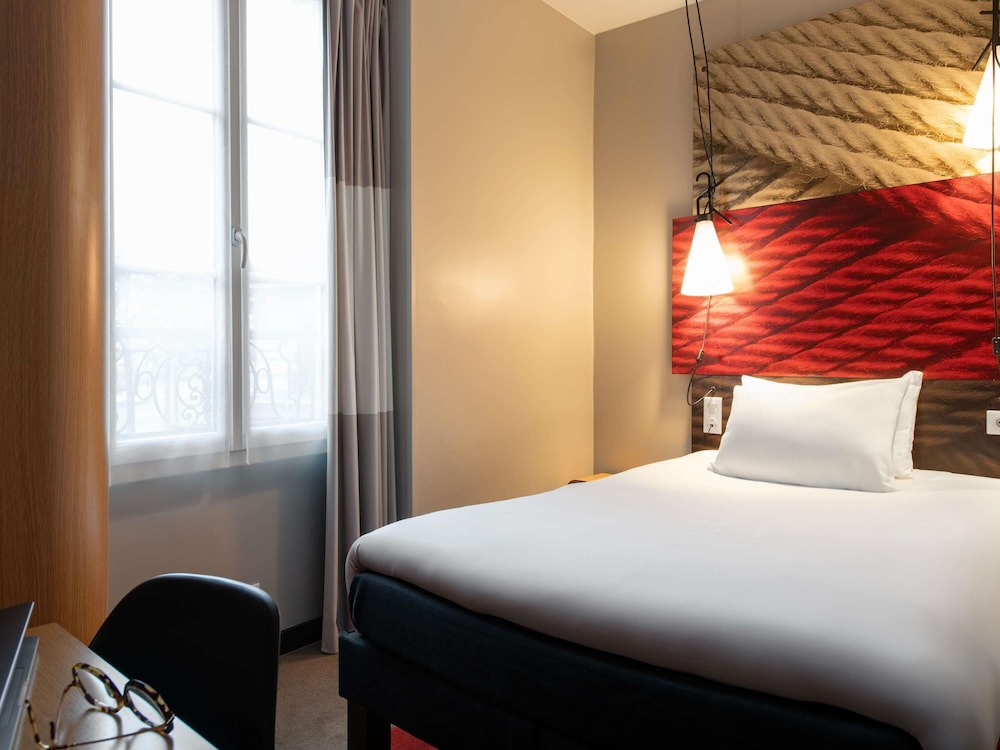 IBIS PARIS AVENUE DE LA REPUBLIQUE 10/49