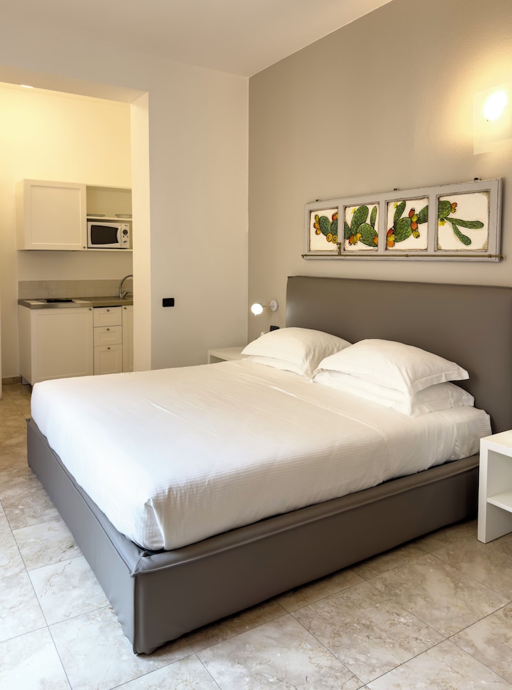 استوديو بسرير كوين بشرفة، Al San Domenico Residence 5/10