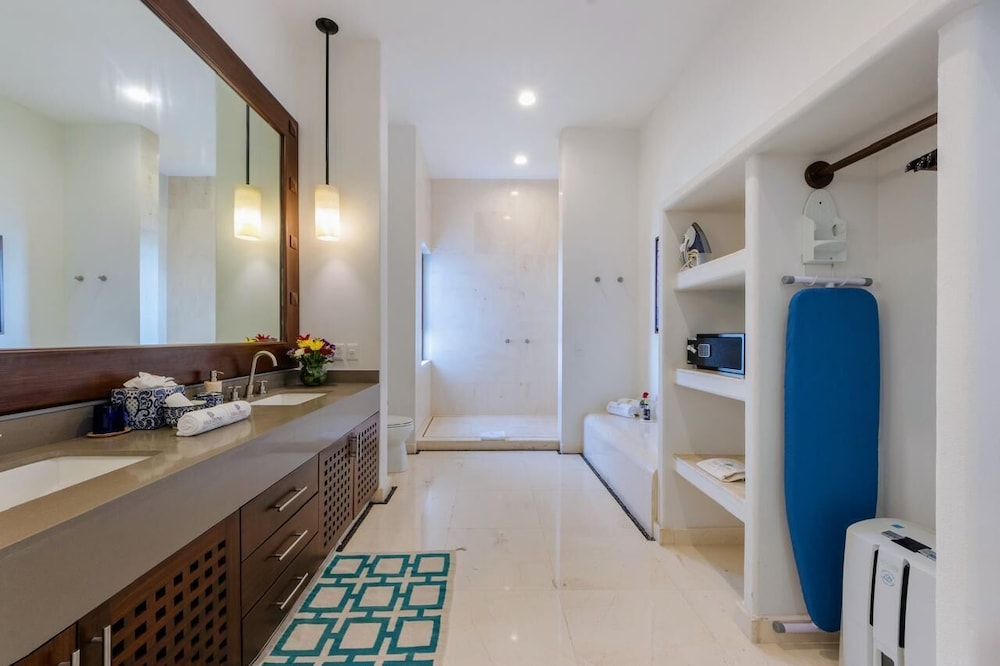 Villa Divina Luxury Boutique 68/69