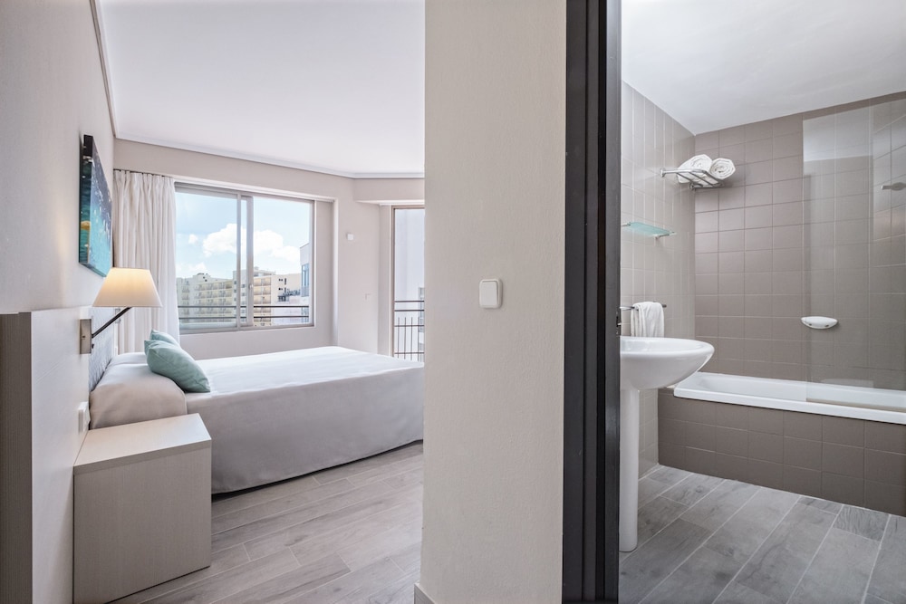 Azuline Hotel Llevant 27/27