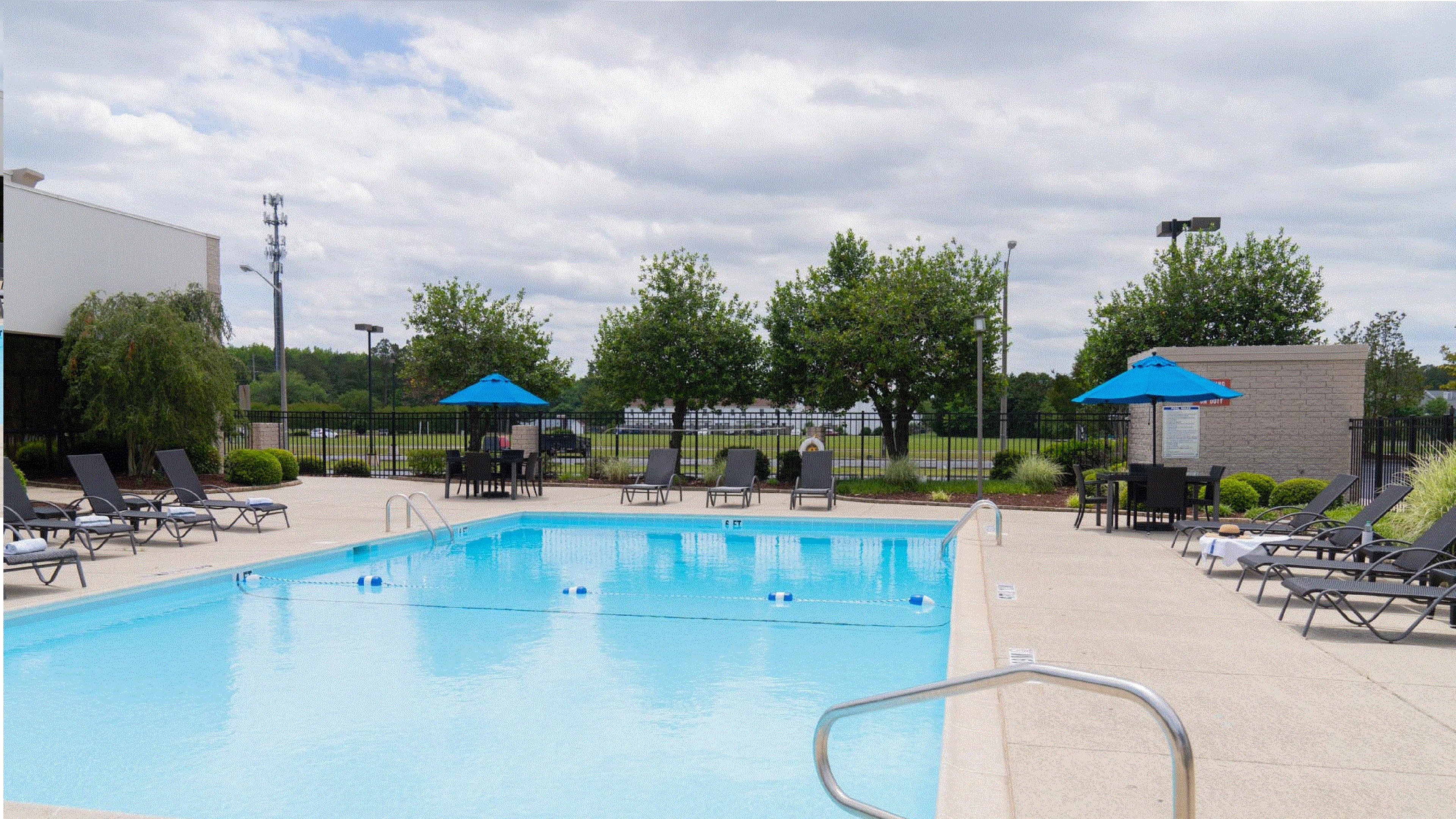 Holiday Inn Greenville 16/39