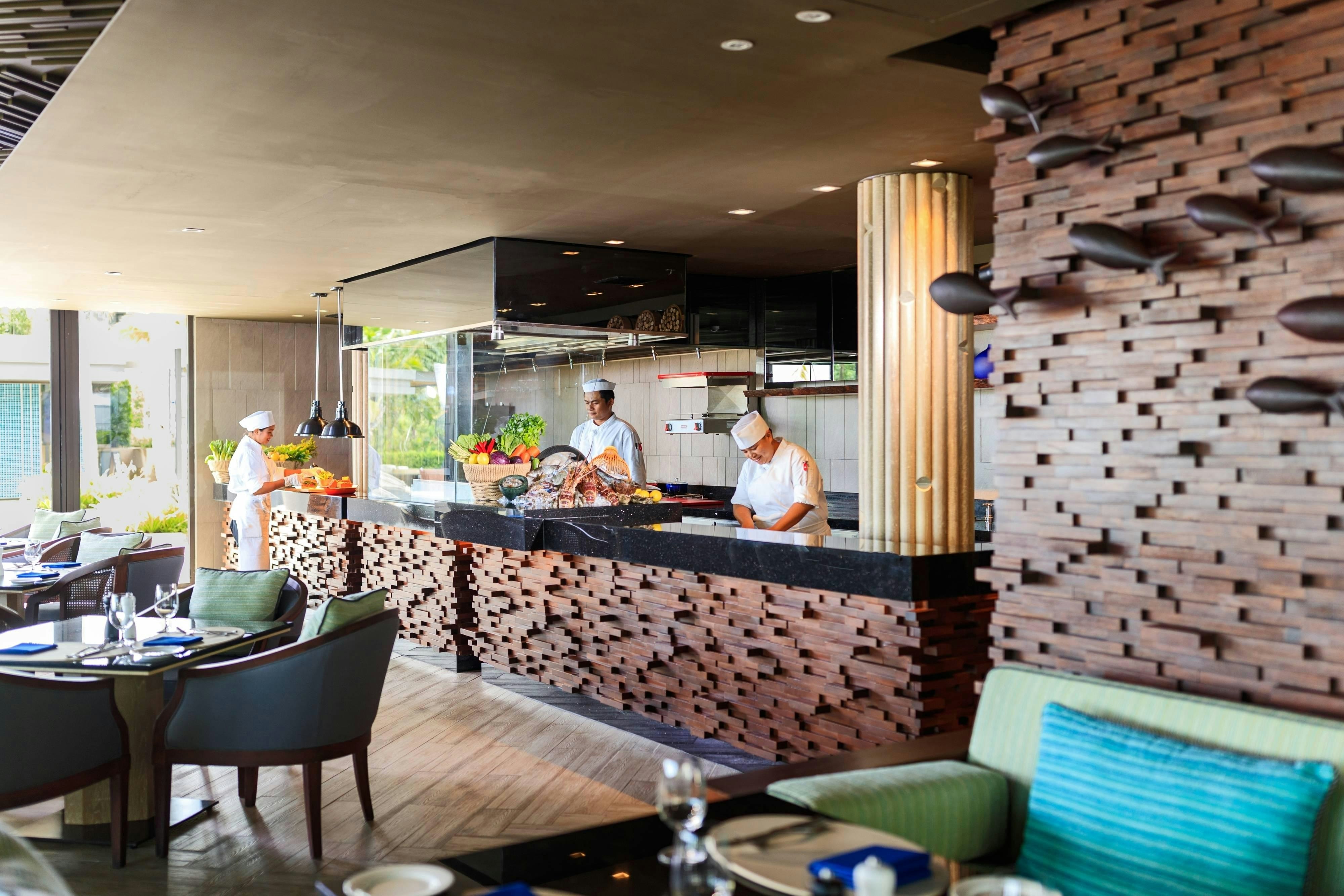 PHUKET MARRIOTT RESORT & SPA, NAI YANG BEACH 54/78