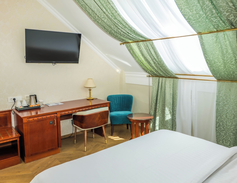 غرفة قياسية بسرير كوين، Waldinger Hotel 7/8