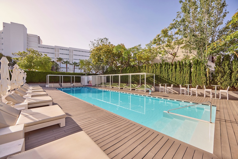 Hotel Astoria Playa - Adults Only 100/103