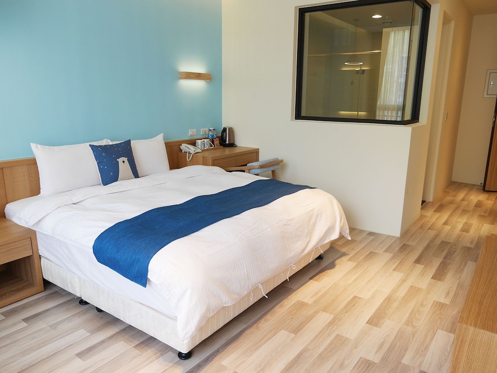Seemoon B&B 3/25