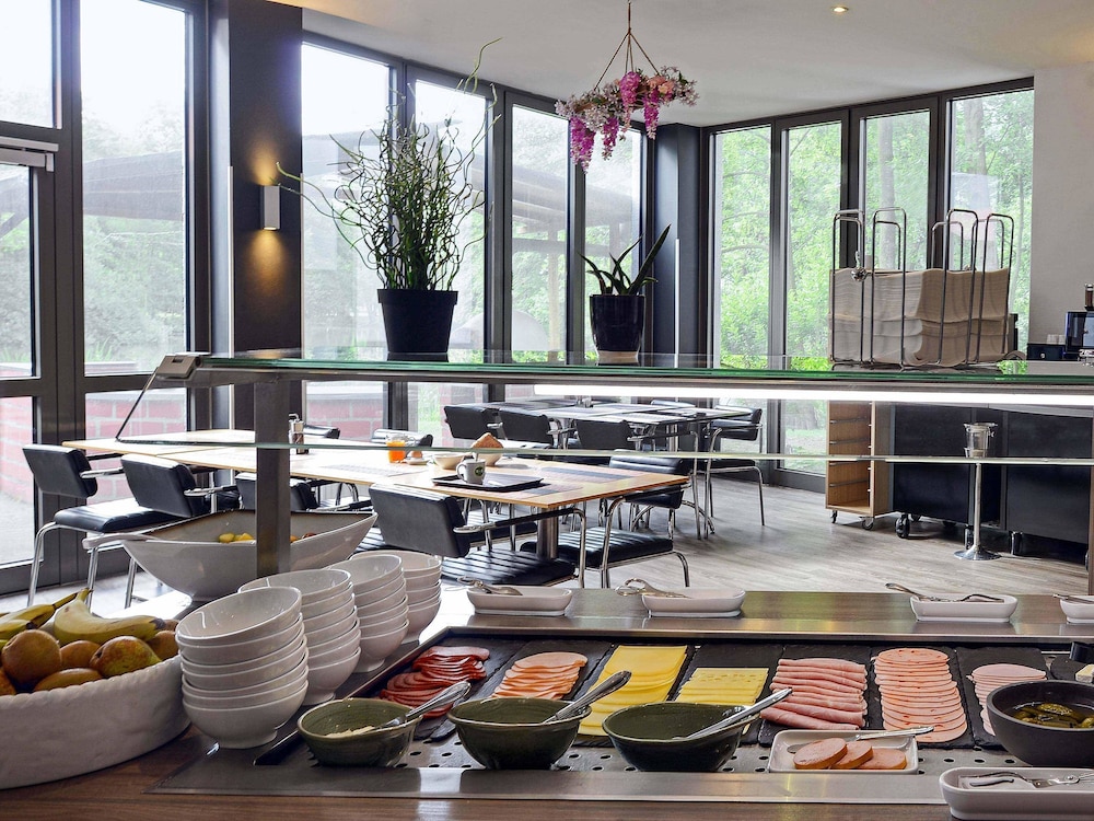 B&B HOTEL Krefeld-Sud 37/47