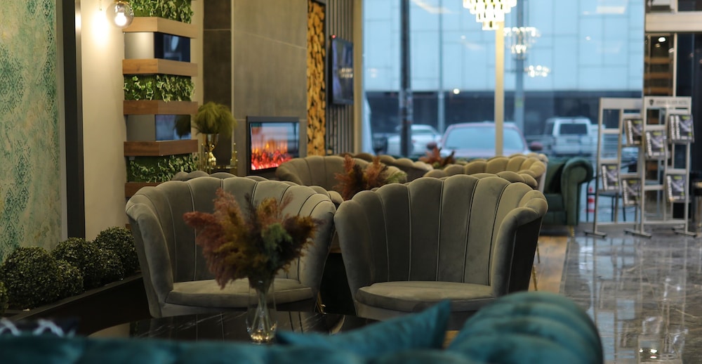 Grand Zara Hotel 32/49