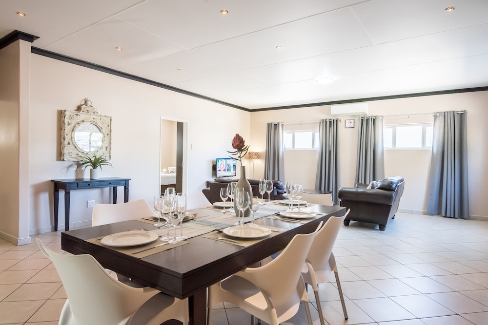 Arebbusch Travel Lodge 57/73