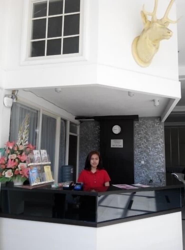 De Wahyu Hotel 12/25