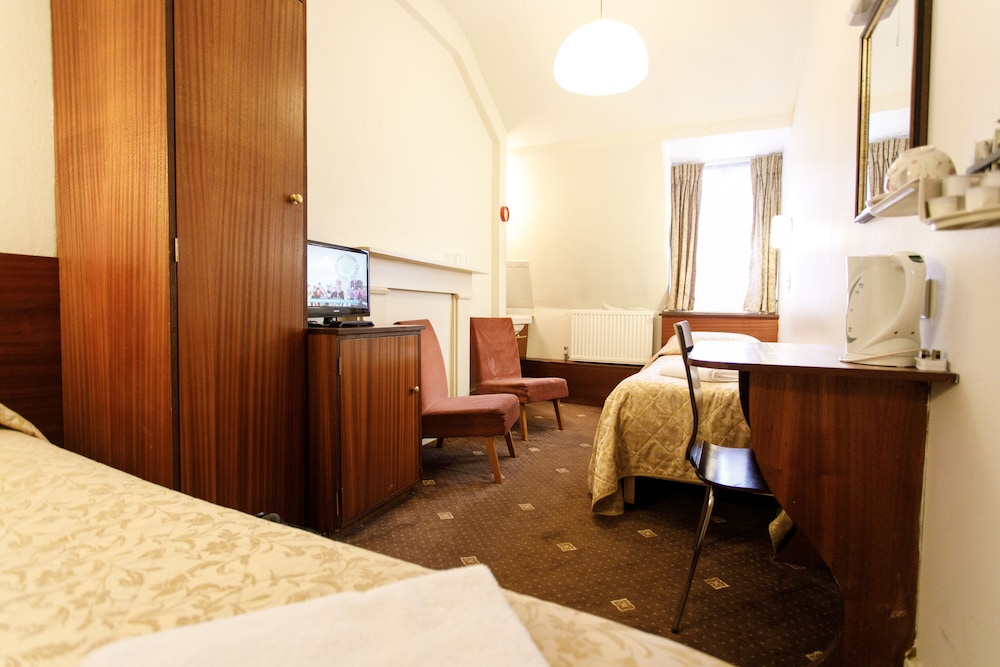 Jesmond Hotel 35/50