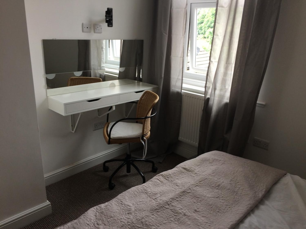 Regent Serviced Suites 17/26