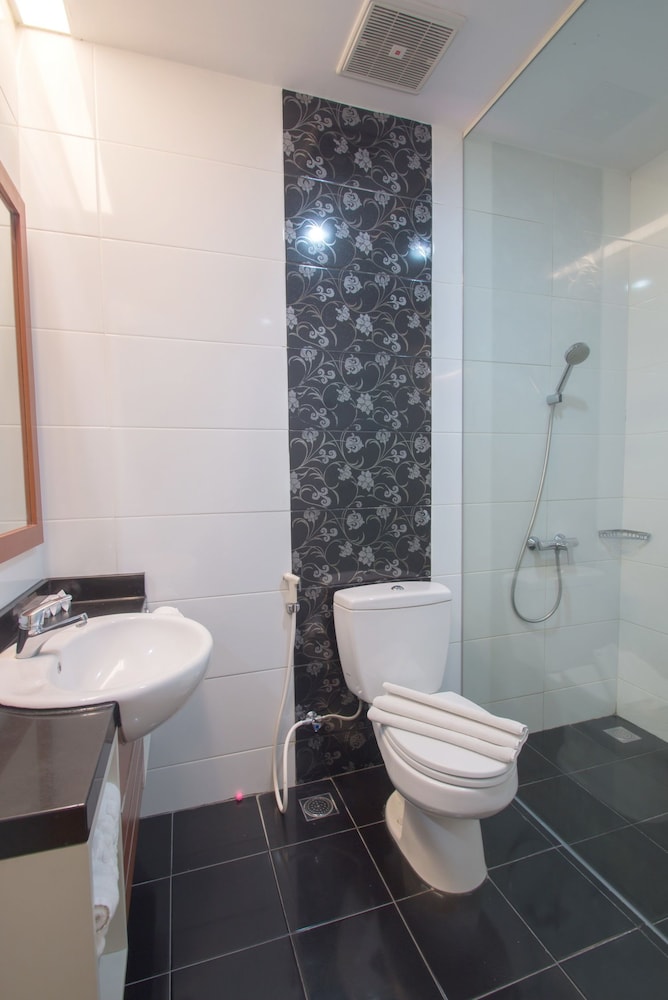 Hotel Trio Indah 2 Malang 62/63