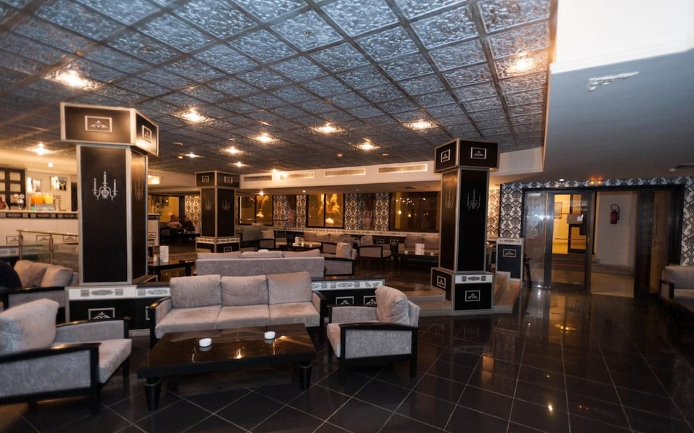 Orient Palace 32/42