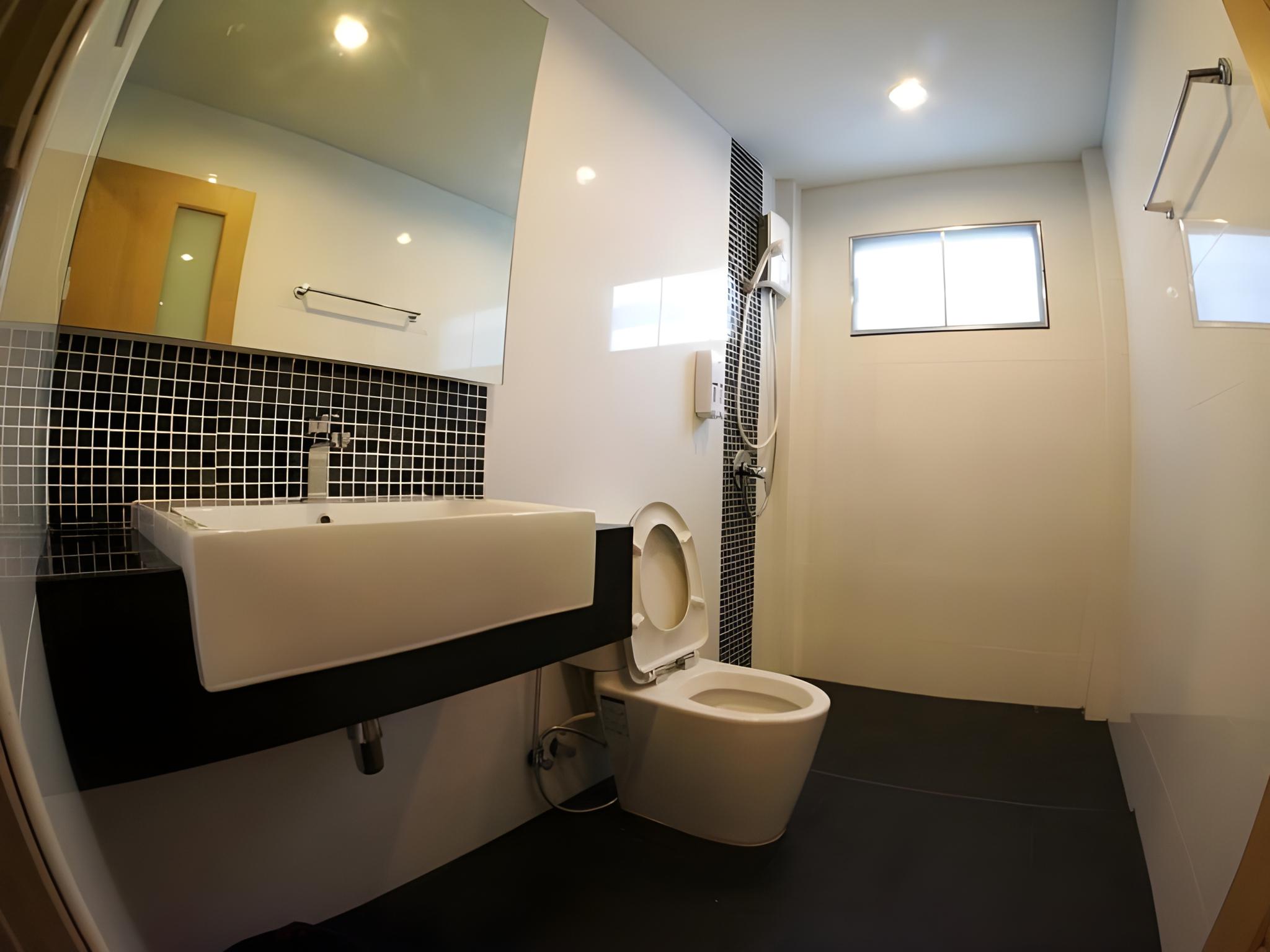The Sixnature Resort Bangsaen 55/56