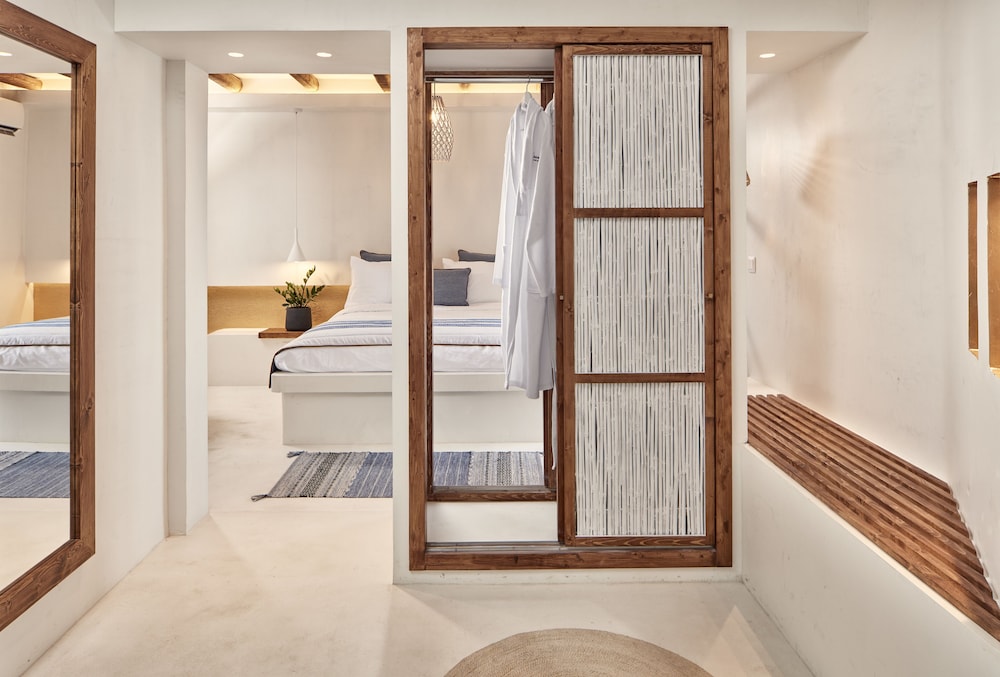 Parian Boutique Hotel 48/48