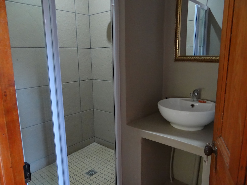 La Paix Guest House 42/49