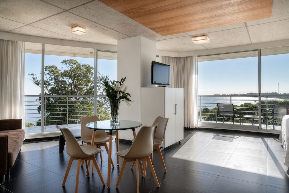 Costa Colonia Riverside Boutique Hotel 32/49