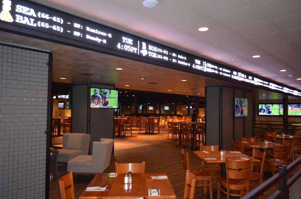 Nugget Casino Resort 46/61