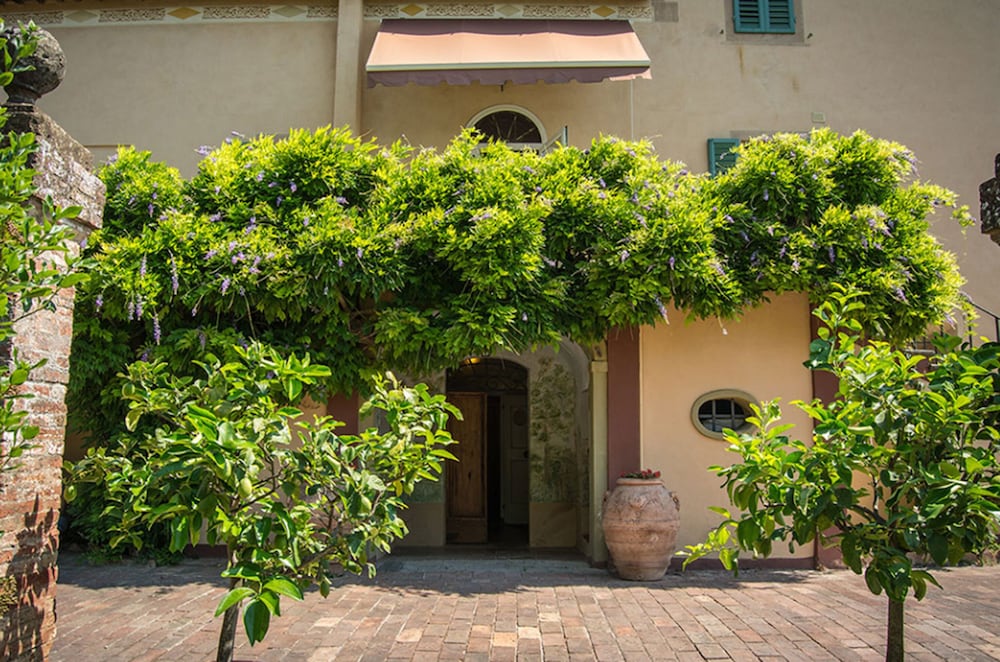 Palazzo di Valli 65/72