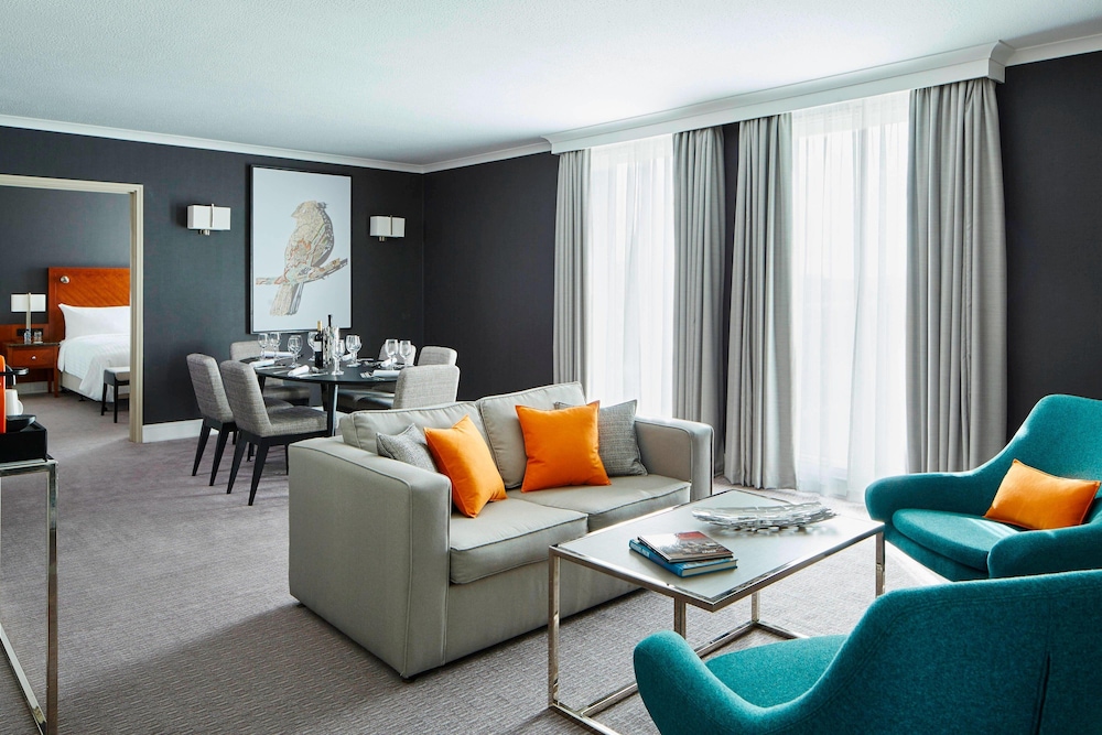London Heathrow Marriott Hotel 26/66