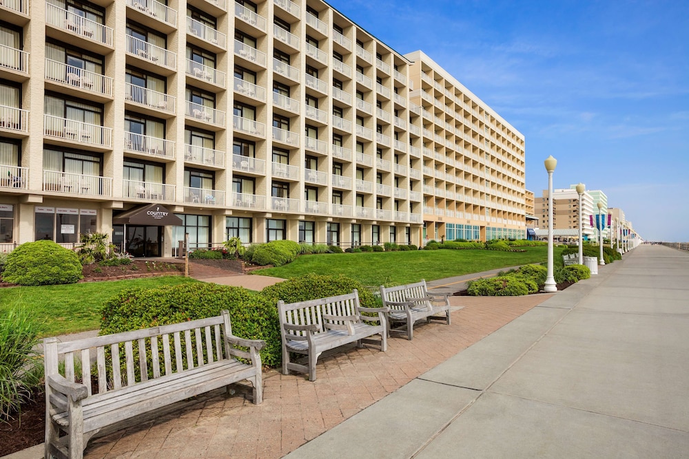 Country Inn & Suites by Radisson, Virginia Beach (Oceanfront) 5/35