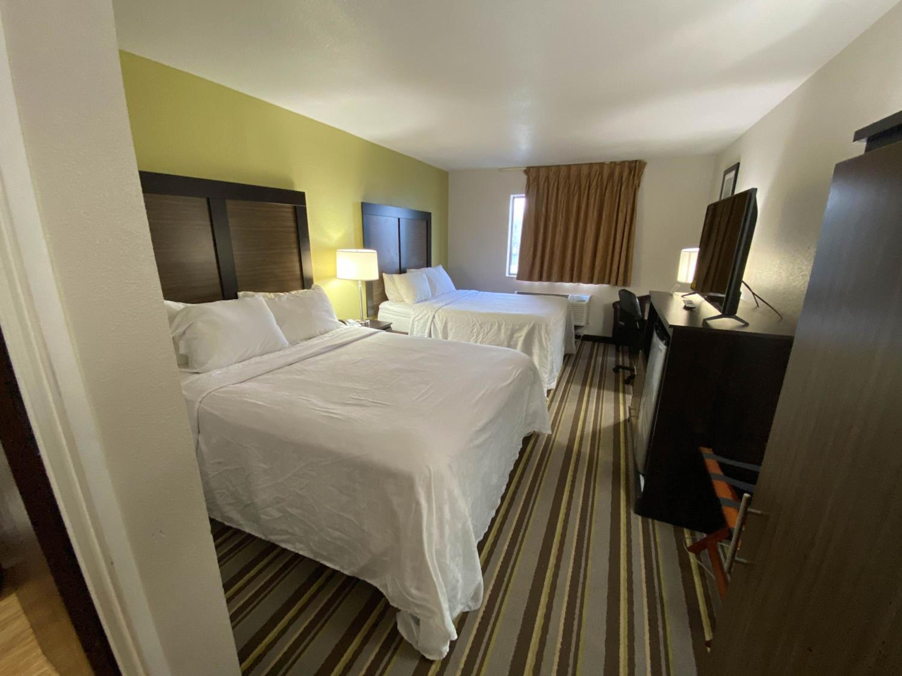 غرفة بسريرين كوين، Motel6 Lancaster, PA 2/4