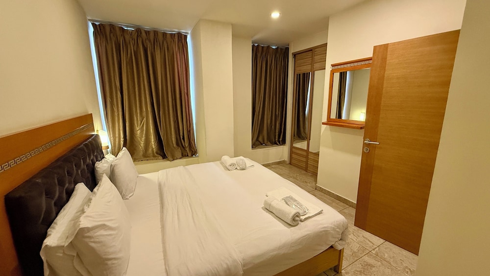 Jewheret Alswefiah Hotel Suites 20/45