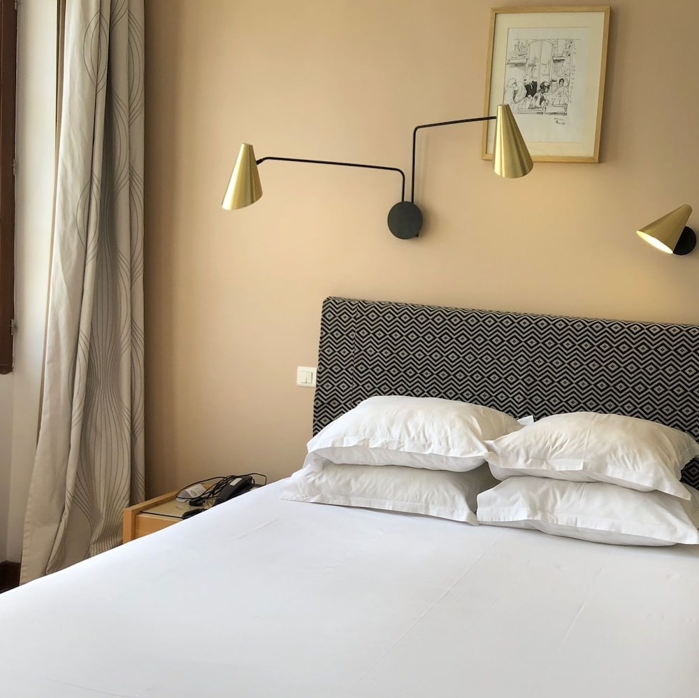 Hotel Bellevue Marseille 13/74