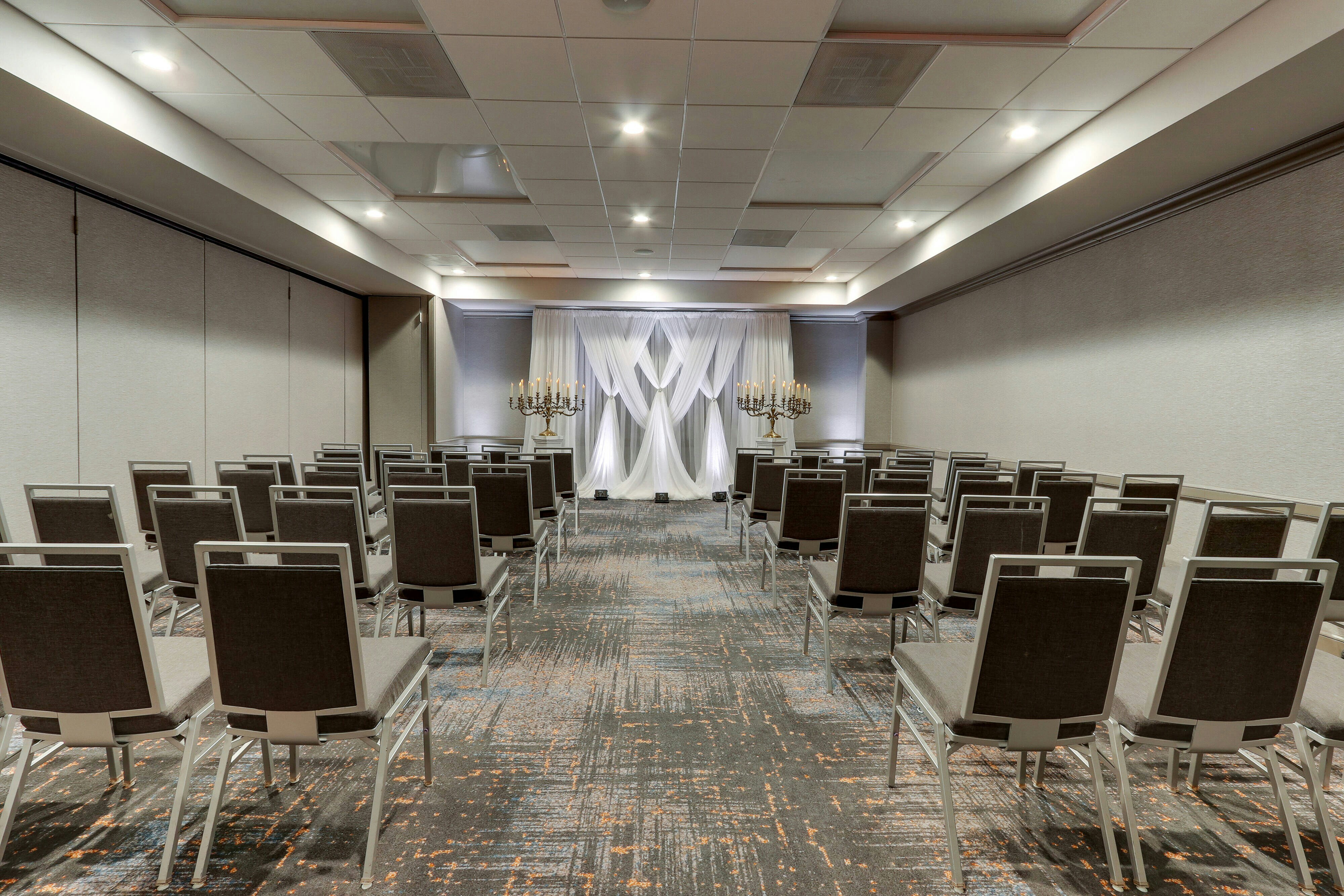 Huntsville Marriott at the Space & Rocket Center 16/20