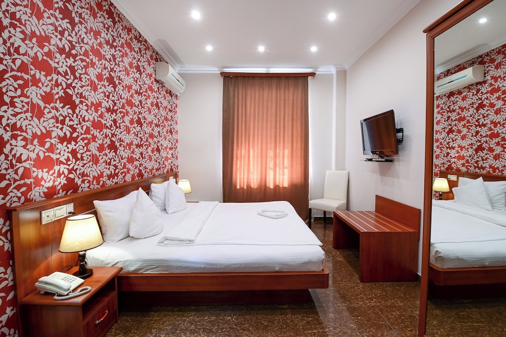 Mia Casa Hotel 9/50